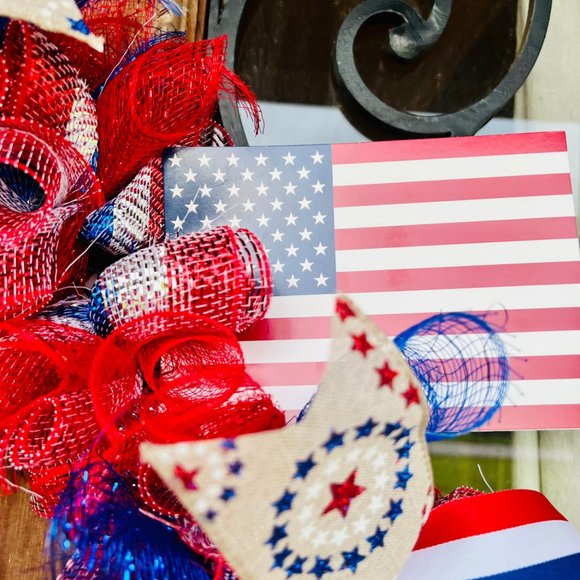 Patriotic Wreath - Picture 3 of 5